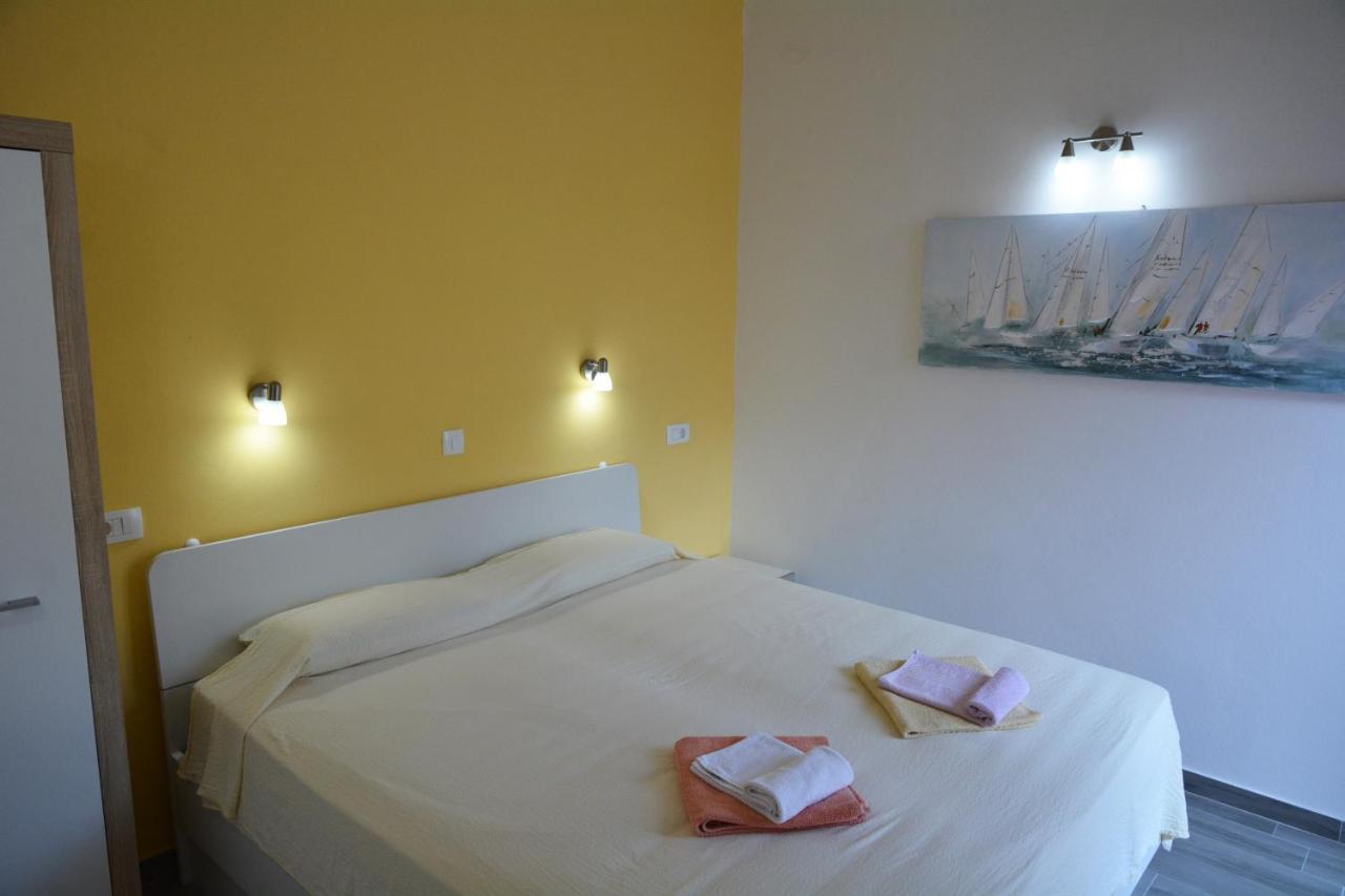 Apartments Dubas Orebic Ngoại thất bức ảnh